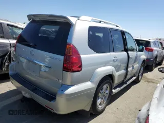 2005 Lexus GX 470 with VIN JTJBT20X750090664, listed as a Copart auction lot 61501324 with 226,541 mi miles and Clean Title. Bid and sale history available at carsss.com. Image 3.