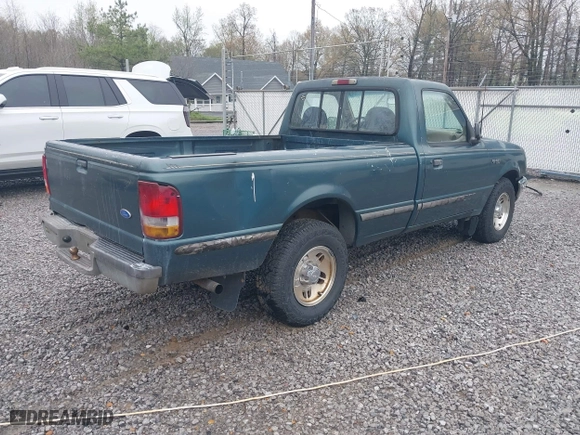 1995 Ford Ranger XLT with VIN 1FTCR10X9STA67218, listed as a IAAI auction lot 41952953 with 230,733 mi miles. Bid and sale history available at carsss.com. Image 4.