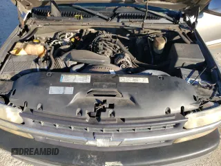 2000 Chevrolet Silverado 2500 LS with VIN 1GCFC29U5YE418894, listed as a Copart auction lot 41668905 with 369,583 mi miles and Salvage Title. Bid and sale history available at carsss.com. Image 12.