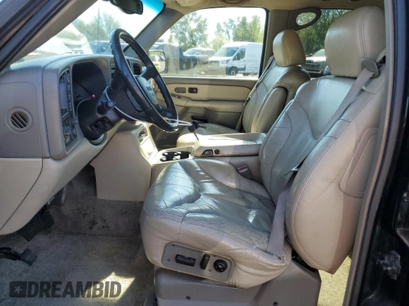 2000 GMC Yukon XL SLT with VIN 3GKFK16TXYG171619, listed as a Copart auction lot 72924474 with 143,043 mi miles and Salvage Title. Bid and sale history available at carsss.com. Image 7.