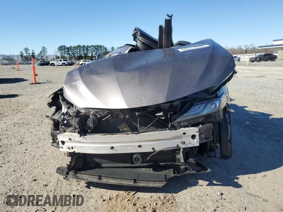 2022 Toyota Camry Hybrid XSE z VIN 4T1K31AKXNU595764, wystawiony jako Copart lot #88411245 z przebiegiem Nie podano mil oraz Szkoda całkowita • Salvage title. Historia ofert i sprzedaży dostępna na DreamBid. Obrazek 5.