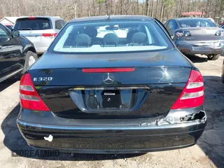 2005 Mercedes-Benz E-Class 3.2L with VIN WDBUF65J85A700806, listed as a IAAI auction lot 41585086 with 200,245 mi miles. Bid and sale history available at carsss.com. Image 16.