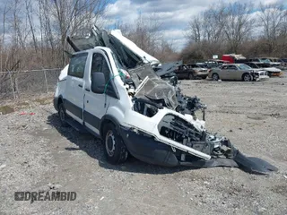 2019 Ford Transit with VIN 1FTYE1YM2KKB31939, listed as a IAAI auction lot 41733407 with Not Provided miles. Bid and sale history available at carsss.com. Image 1.