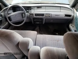 1992 Mercury Sable GS z VIN 1MELM50U9NA635171, wystawiony jako Copart lot #88474985 z przebiegiem 72 990 mil mil oraz Szkody całkowita. Historia ofert i sprzedaży dostępna na DreamBid. Obrazek 8.