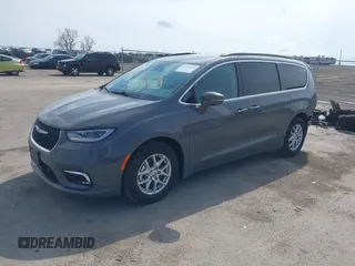 2022 Chrysler Pacifica Touring L z VIN 2C4RC1BG1NR150162, wystawiony jako IAAI lot #42125636 z przebiegiem 41 986 mil mil oraz . Historia ofert i sprzedaży dostępna na DreamBid. Obrazek 2.