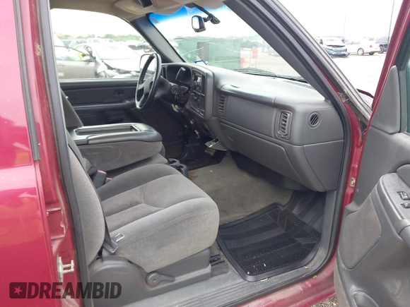 2005 Chevrolet Silverado 1500 LS with VIN 2GCEC13T651184686, listed as a IAAI auction lot 42169598 with 239,054 mi miles and . Bid and sale history available at DreamBid. Image 5.