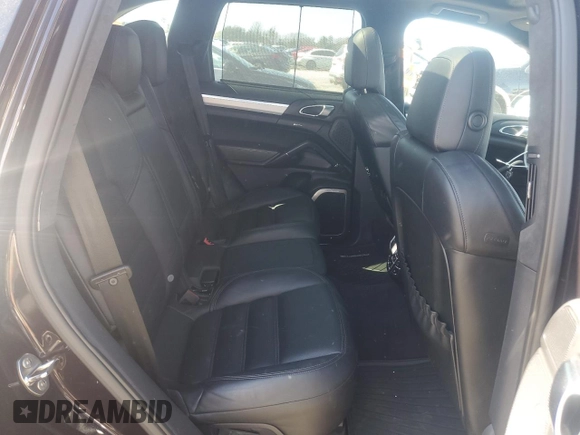 2012 Porsche Cayenne Turbo с VIN WP1AC2A25CLA80713, выставлен на аукционе Copart как лот 50768025 с пробегом 47 285 миль миль и Списание • Salvage title. История ставок и продаж доступна на DreamBid. Изображение 11.
