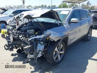 2021 Jeep Cherokee Limited with VIN 1C4PJLDX0MD100067, listed as a IAAI auction lot 42273029 with 84,579 mi miles and . Bid and sale history available at DreamBid. Image 18.