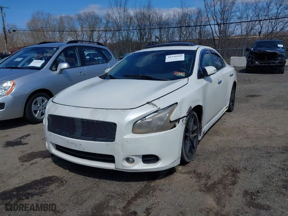 2011 Nissan Maxima 3.5 S with VIN 1N4AA5AP7BC863931, listed as a IAAI auction lot 41930873 with 154,704 mi miles. Bid and sale history available at carsss.com. Image 6.