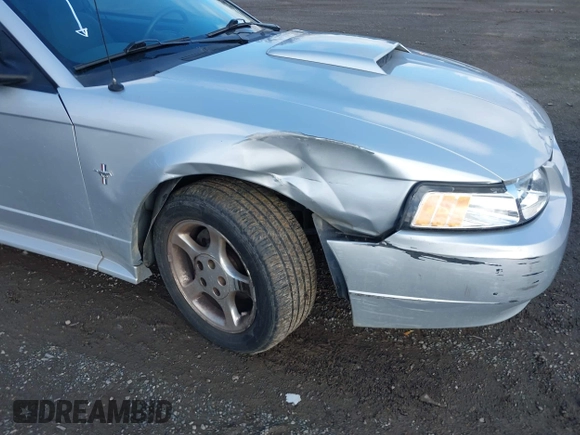2003 Ford Mustang Standard with VIN 1FAFP40413F312108, listed as a IAAI auction lot 41954137 with 90,415 mi miles. Bid and sale history available at carsss.com. Image 6.