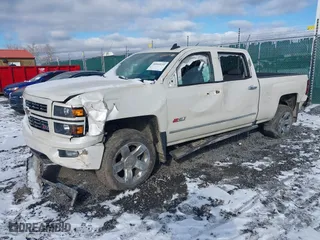 2015 Chevrolet Silverado 1500 LT with VIN 3GCUKREC7FG426159, listed as a IAAI auction lot 40960152 with 120,107 mi miles. Bid and sale history available at carsss.com. Image 17.