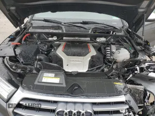 2018 Audi SQ5 Premium Plus with VIN WA1A4AFY2J2203130, listed as a Copart auction lot 45744944 with 57,055 mi miles and Salvage Title. Bid and sale history available at DreamBid. Image 12.