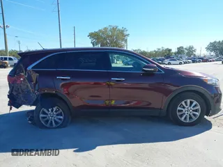 2020 Kia Sorento LX V6 with VIN 5XYPGDA50LG621118, listed as a IAAI auction lot 40988611 with 78,427 mi miles. Bid and sale history available at carsss.com. Image 13.