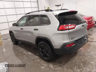 2017 Jeep Cherokee Sport with VIN 1C4PJMAB6HW557359, listed as a IAAI auction lot 41793093 with 194,400 mi miles. Bid and sale history available at carsss.com. Image 3.