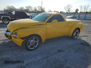 2004 Chevrolet SSR LS with VIN 1GCES14P34B112167, listed as a Copart auction lot 44241715 with 65,018 mi miles and Salvage Title. Bid and sale history available at DreamBid. Image 1.