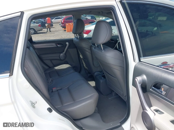 2008 Honda CR-V EX-L with VIN JHLRE38728C037625, listed as a IAAI auction lot 41943645 with 135,698 mi miles. Bid and sale history available at carsss.com. Image 8.