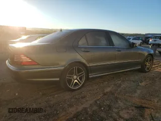 2006 Mercedes-Benz S 500 with VIN WDBNG75J56A476841, listed as a Copart auction lot 75056844 with 155,289 mi miles and Salvage Title. Bid and sale history available at carsss.com. Image 3.