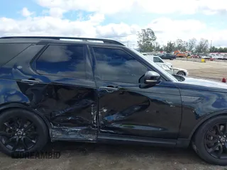 2018 Land Rover Discovery HSE Luxury with VIN SALRT2RK2JA048473, listed as a IAAI auction lot 41698953 with 90,419 mi miles. Bid and sale history available at carsss.com. Image 13.