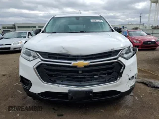 2018 Chevrolet Traverse LS with VIN 1GNERFKW9JJ147873, listed as a Copart auction lot 53361215 with 117,033 mi miles and Salvage title. Bid and sale history available at DreamBid. Image 5.