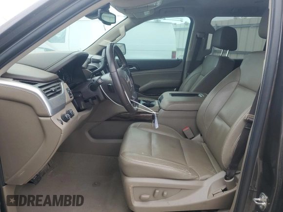 2019 GMC Yukon XL SLT Standard Edition z VIN 1GKS2JKC3KR233809, wystawiony jako Copart lot #56598965 z przebiegiem 109 077 mil mil oraz Czysty tytuł • Clean title. Historia ofert i sprzedaży dostępna na DreamBid. Obrazek 7.