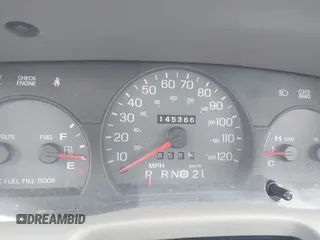 2005 Mercury Grand Marquis LS Premium z VIN 2MEFM75W85X669256, wystawiony jako IAAI lot #41966865 z przebiegiem 145 366 mil mil oraz . Historia ofert i sprzedaży dostępna na DreamBid. Obrazek 7.