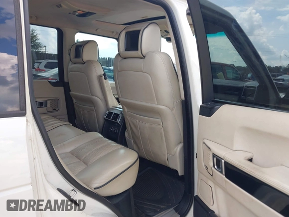 2008 Land Rover Range Rover SC with VIN SALMF13488A265557, listed as a IAAI auction lot 42727299 with 255,219 mi miles and . Bid and sale history available at DreamBid. Image 8.
