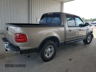2001 Ford F-150 XLT with VIN 1FTRW07L11KB49920, listed as a Copart auction lot 62122775 with 227,175 mi miles and Salvage title. Bid and sale history available at DreamBid. Image 3.