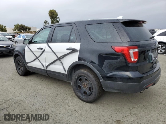 2017 Ford Police Interceptor Utility z VIN 1FM5K8AT3HGC86304, wystawiony jako Copart lot #81645544 z przebiegiem 138 022 mil mil oraz Czysty tytuł • Clean title. Historia ofert i sprzedaży dostępna na DreamBid. Obrazek 2.