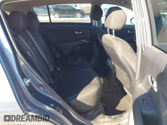 2014 Kia Sportage EX с VIN KNDPCCACXE7647844, выставлен на аукционе IAAI как лот 41639288 с пробегом 128 859 миль миль и . История ставок и продаж доступна на DreamBid. Изображение 8.