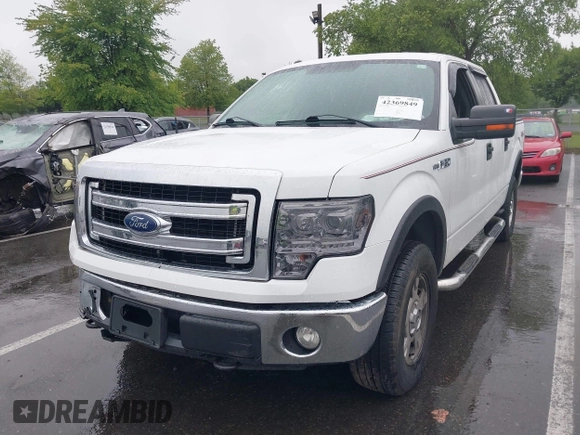2013 Ford F-150 XL z VIN 1FTFW1EF7DFD27607, wystawiony jako IAAI lot #42369849 z przebiegiem Nie podano mil oraz . Historia ofert i sprzedaży dostępna na DreamBid. Obrazek 17.