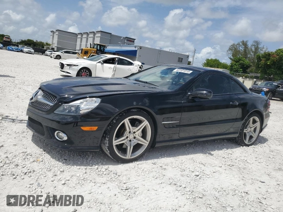 2012 Mercedes-Benz SL 550 z VIN WDBSK7BA2CF168126, wystawiony jako Copart lot #63101815 z przebiegiem 56 193 mil mil oraz Szkoda całkowita • Salvage title. Historia ofert i sprzedaży dostępna na DreamBid. Obrazek 1.