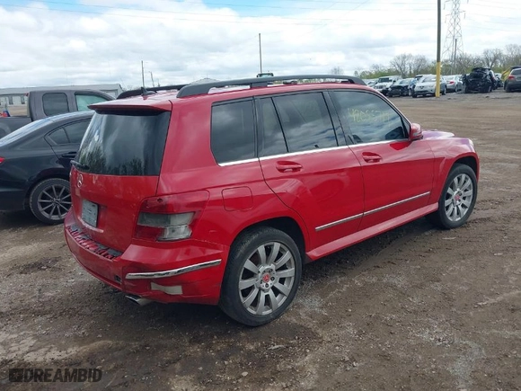 2010 Mercedes-Benz GLK-Class GLK 350 with VIN WDCGG5GB1AF459786, listed as a IAAI auction lot 42085719 with 160,726 mi miles. Bid and sale history available at carsss.com. Image 4.