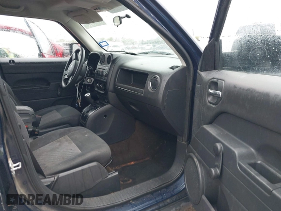 2015 Jeep Patriot Altitude Edition with VIN 1C4NJPBA3FD429099, listed as a IAAI auction lot 41902157 with 113,728 mi miles. Bid and sale history available at carsss.com. Image 5.
