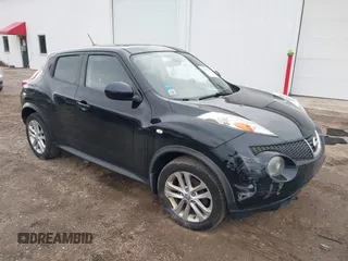 2011 Nissan Juke SV with VIN JN8AF5MR5BT003748, listed as a IAAI auction lot 41507318 with 206,011 mi miles and . Bid and sale history available at carsss.com. Image 1.