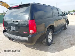 2008 GMC Yukon XL SLT 4SB with VIN 1GKFC16J68R273656, listed as a IAAI auction lot 42388264 with 231,044 mi miles and . Bid and sale history available at DreamBid. Image 4.