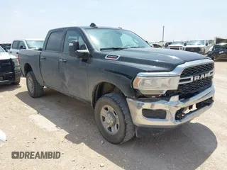 2023 Ram 2500 Tradesman z VIN 3C6UR5CJ2PG532744, wystawiony jako IAAI lot #42120924 z przebiegiem 91 966 mil mil oraz . Historia ofert i sprzedaży dostępna na DreamBid. Obrazek 1.