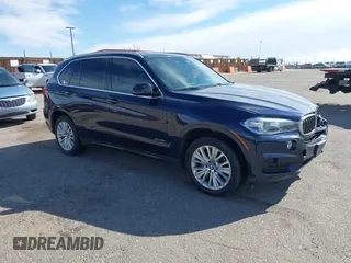 2016 BMW X5 xDrive35i with VIN 5UXKR0C54G0P19251, listed as a IAAI auction lot 41724798 with 87,824 mi miles. Bid and sale history available at carsss.com. Image 1.