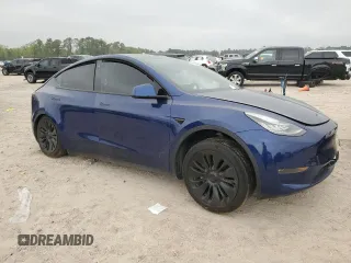 2020 Tesla Model Y Long Range z VIN 5YJYGDEE7LF057909, wystawiony jako Copart lot #50435535 z przebiegiem Nie podano mil oraz Nie do naprawy • Non repairable. Historia ofert i sprzedaży dostępna na DreamBid. Obrazek 4.
