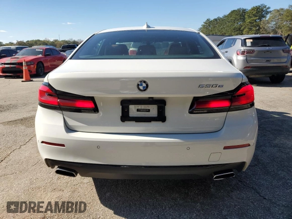 2021 BMW 5 Series 530e with VIN WBA13AG07MCG86131, listed as a Copart auction lot 81957964 with 39,405 mi miles and Salvage Title. Bid and sale history available at carsss.com. Image 6.