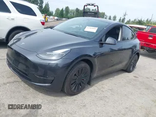 2024 Tesla Model Y с VIN 7SAYGDEDXRF054960, выставлен на аукционе IAAI как лот 42585098 с пробегом 17 703 миль миль и . История ставок и продаж доступна на DreamBid. Изображение 18.