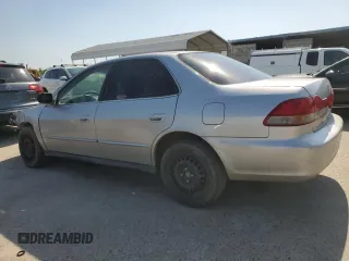 2001 Honda Accord LX z VIN 3HGCG66571G711496, wystawiony jako Copart lot #55837635 z przebiegiem 241 017 mil mil oraz Szkoda całkowita • Salvage title. Historia ofert i sprzedaży dostępna na DreamBid. Obrazek 2.