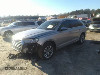 2019 Audi Q7 Premium Plus with VIN WA1LHAF70KD036101, listed as a IAAI auction lot 41211953 with 109,000 mi miles and . Bid and sale history available at DreamBid. Image 17.