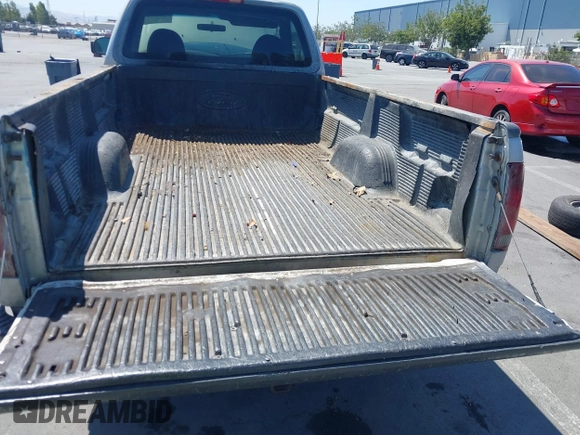 1997 Ford F-150 with VIN 1FTDF1828VKA26577, listed as a IAAI auction lot 42625435 with 310,779 mi miles and . Bid and sale history available at DreamBid. Image 8.
