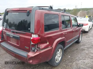 2007 Jeep Commander Sport with VIN 1J8HH48P77C636405, listed as a IAAI auction lot 41701350 with 139,638 mi miles. Bid and sale history available at carsss.com. Image 4.