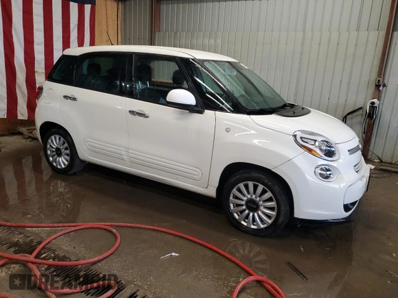 2014 FIAT 500L Easy с VIN ZFBCFABH1EZ025922, выставлен на аукционе Copart как лот 54549505 с пробегом 54 331 миль миль и Списание • Salvage title. История ставок и продаж доступна на DreamBid. Изображение 4.