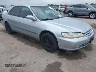 1998 Honda Accord LX с VIN 1HGCG5646WA109440, выставлен на аукционе IAAI как лот 42125871 с пробегом 106 853 миль миль и . История ставок и продаж доступна на DreamBid. Изображение 1.