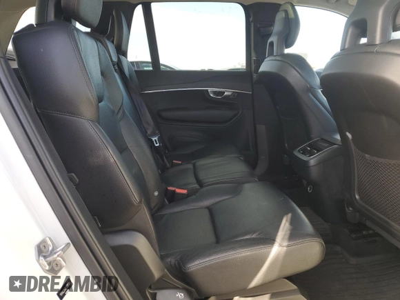 2020 Volvo XC90 Momentum with VIN YV4102PK7L1532199, listed as a Copart auction lot 45492805 with 47,553 mi miles and Salvage Title. Bid and sale history available at carsss.com. Image 11.