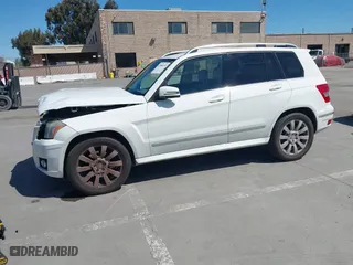 2012 Mercedes-Benz GLK-Class GLK 350 with VIN WDCGG8HB6CF765868, listed as a IAAI auction lot 41880139 with 157,437 mi miles. Bid and sale history available at carsss.com. Image 19.