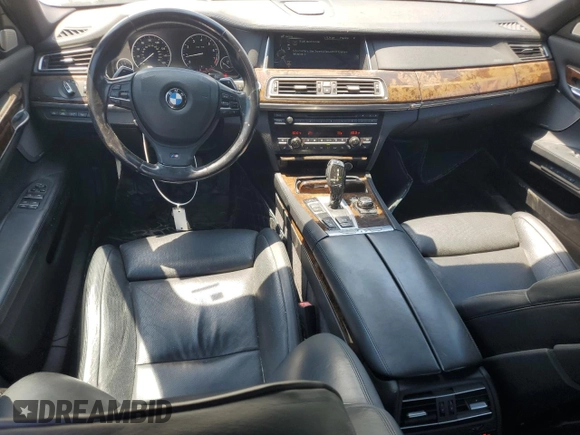 2013 BMW 7 Series 750i with VIN WBAYA8C58DC996865, listed as a Copart auction lot 61831294 with 151,238 mi miles and Salvage Title. Bid and sale history available at DreamBid. Image 8.