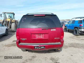 2013 GMC Yukon SLE with VIN 1GKS1AE07DR309832, listed as a IAAI auction lot 41014906 with 203,346 mi miles. Bid and sale history available at carsss.com. Image 16.